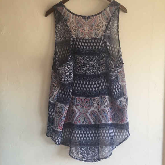 Speed Limit • Chiffon split back tank - Picture 6 of 6